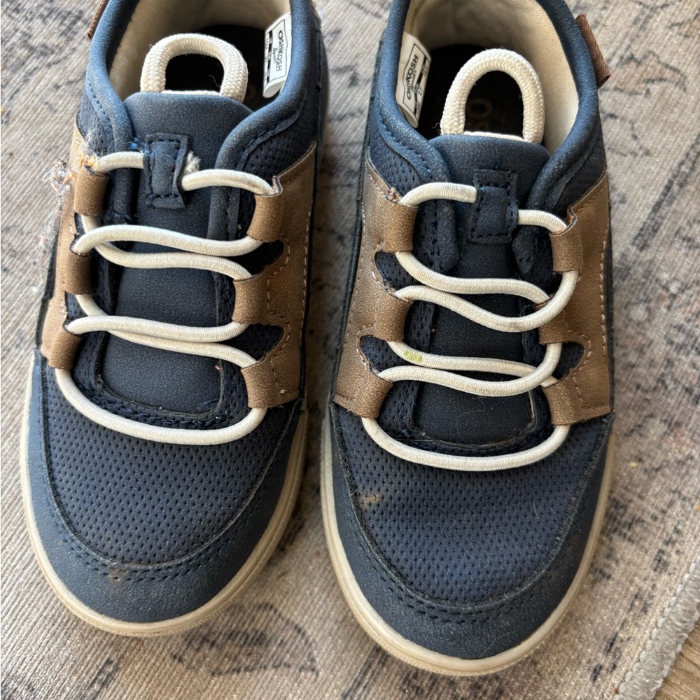 OshKosh B'gosh Navy and Tan Kids Sneakers